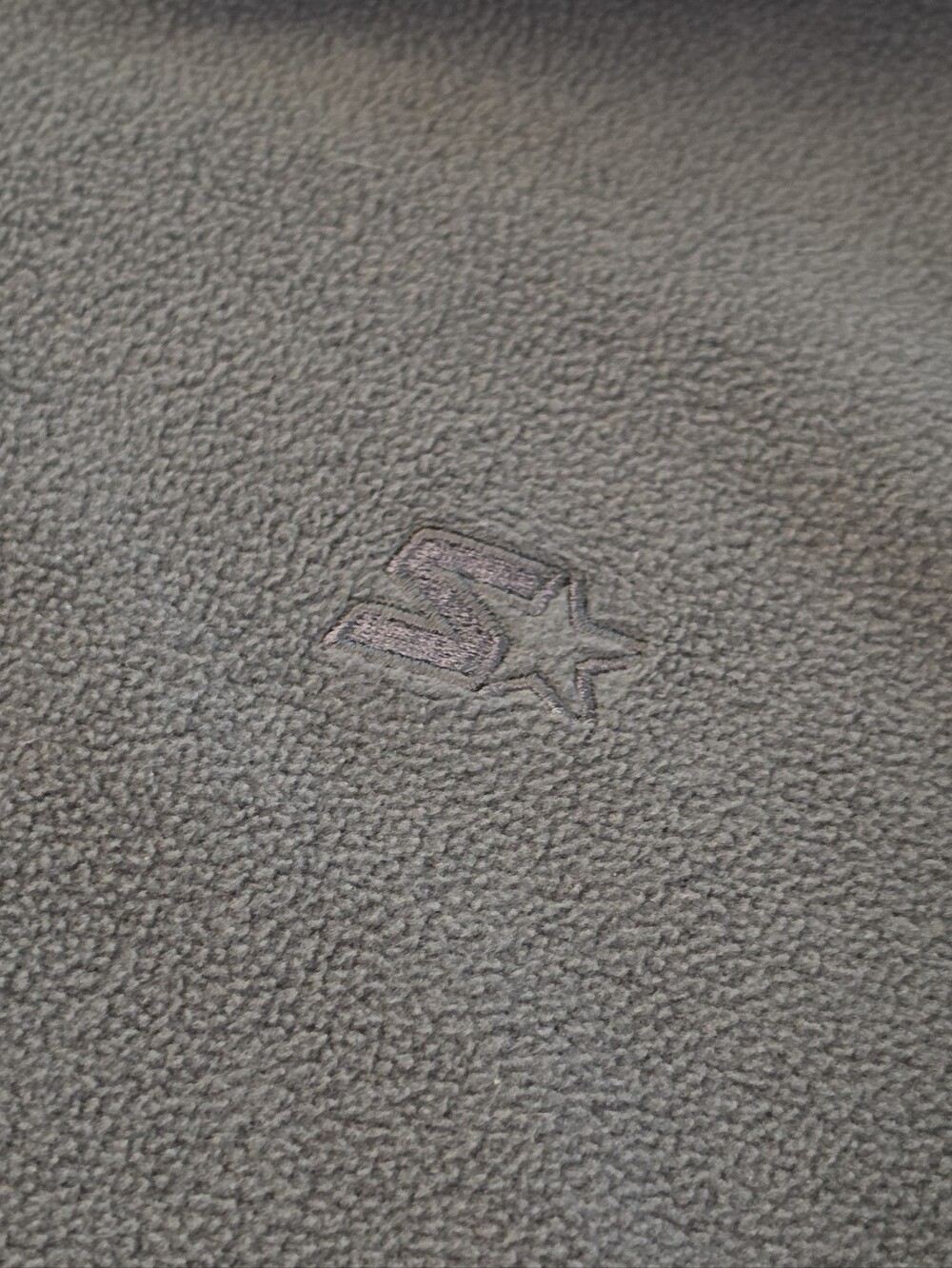 Starter Fleece - Picture 5 of 8